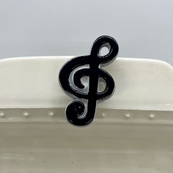 Nora Fleming Mini Treble Clef Note 'Music To My Ears' Retired - Picture 1 of 4